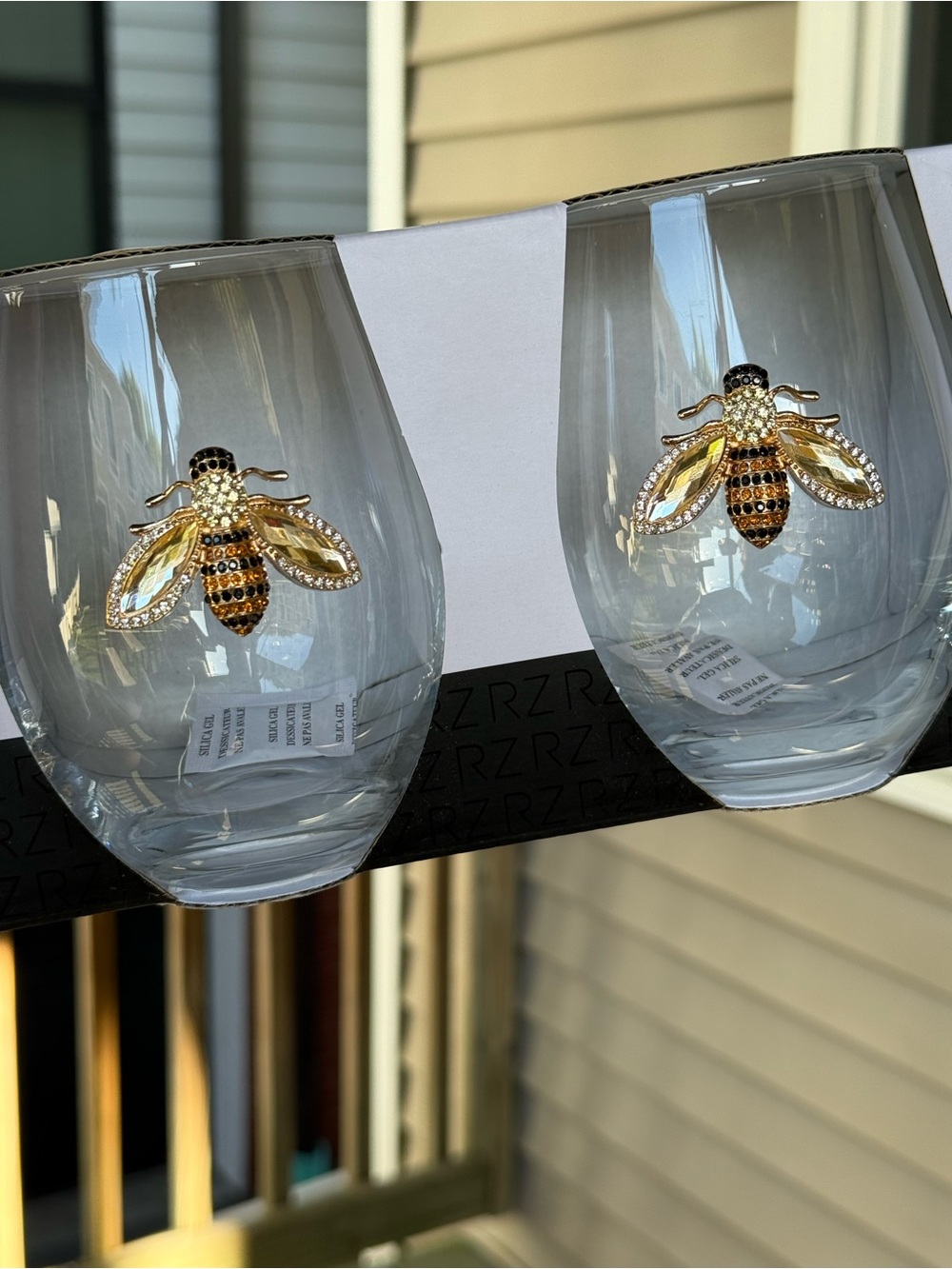 Bumblebee Rhinestone Stemless Wine Glasses NWT
